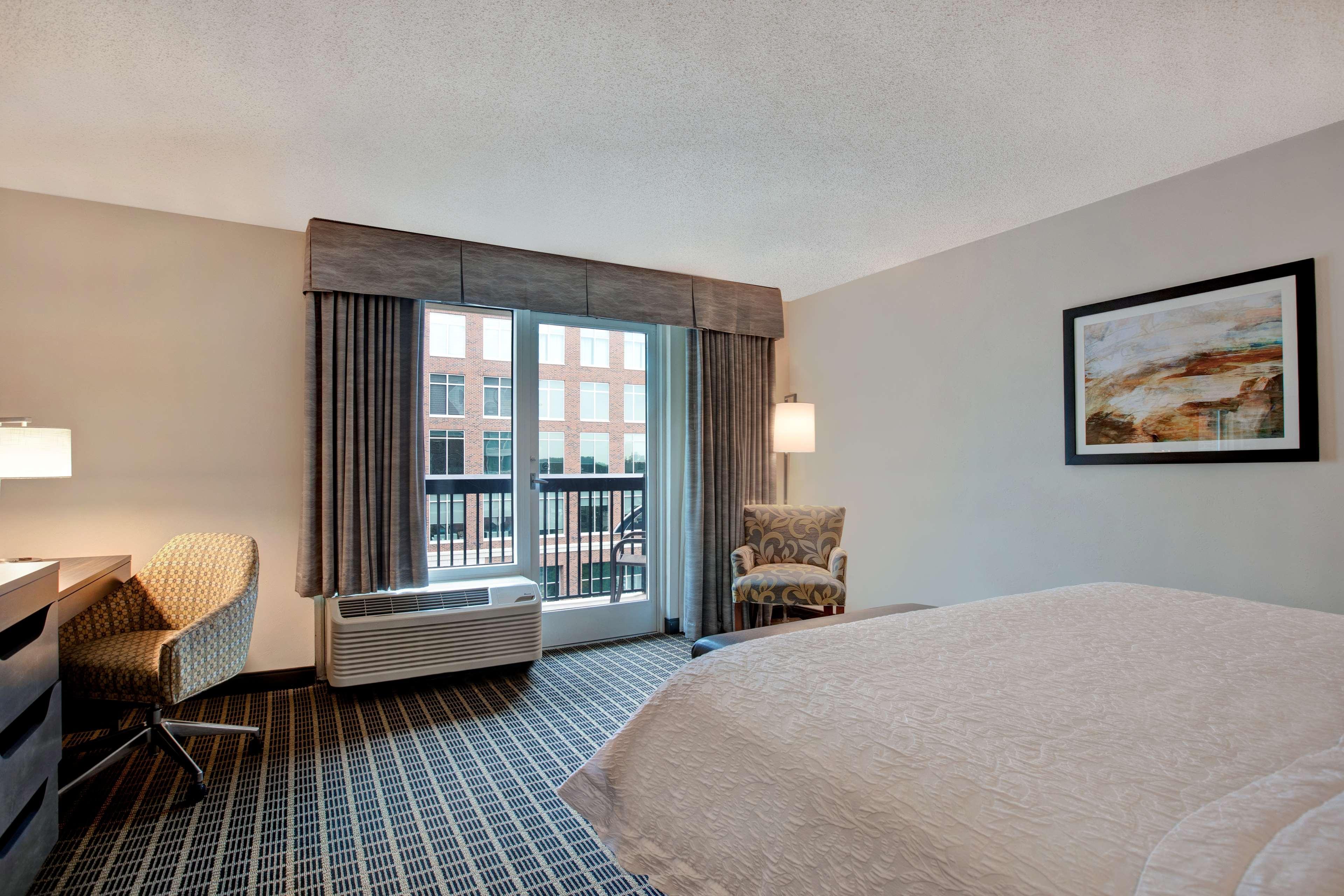 Hampton Inn & Suites Greenville-Downtown-Riverplace Екстер'єр фото