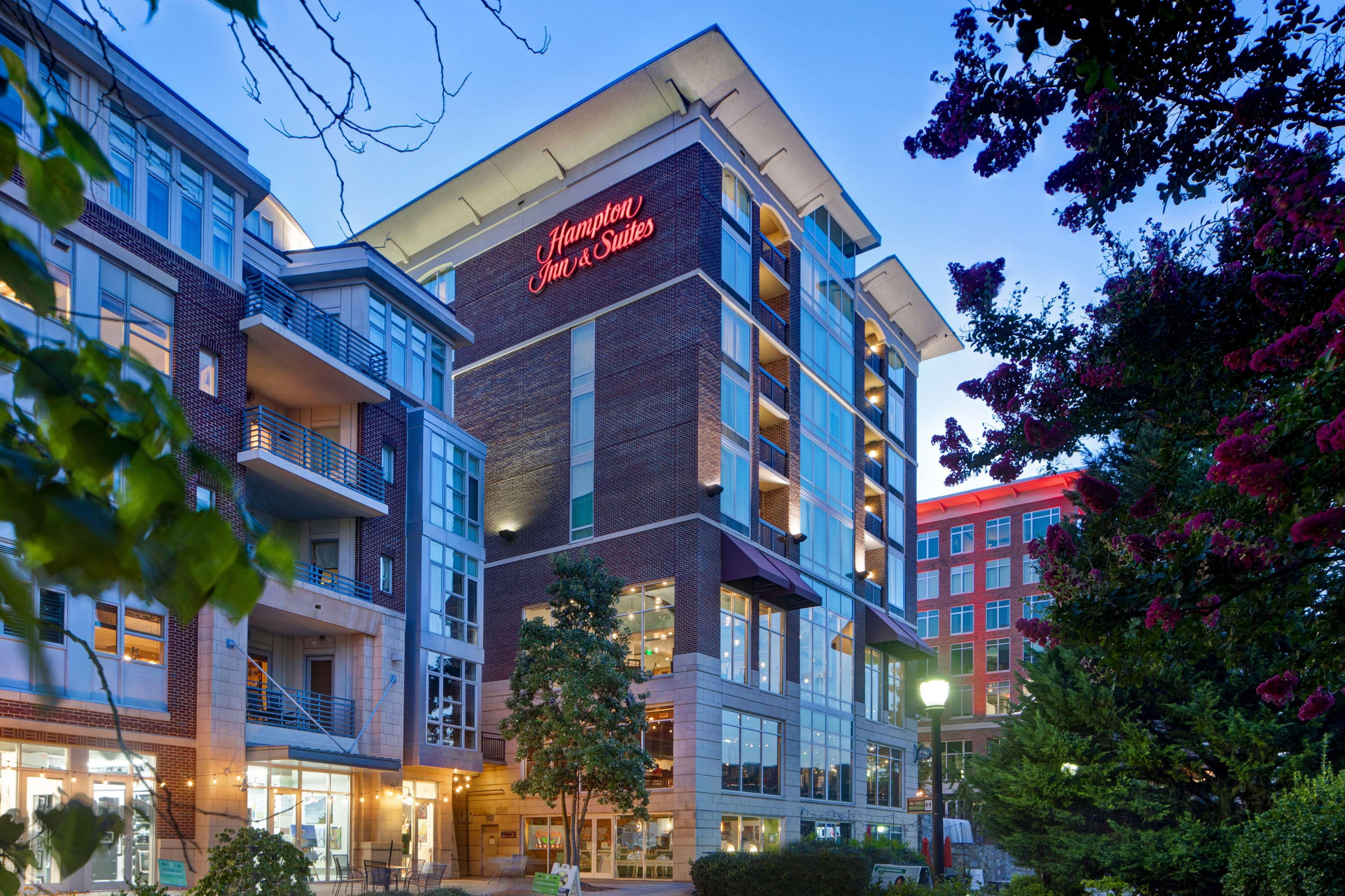 Hampton Inn & Suites Greenville-Downtown-Riverplace Екстер'єр фото