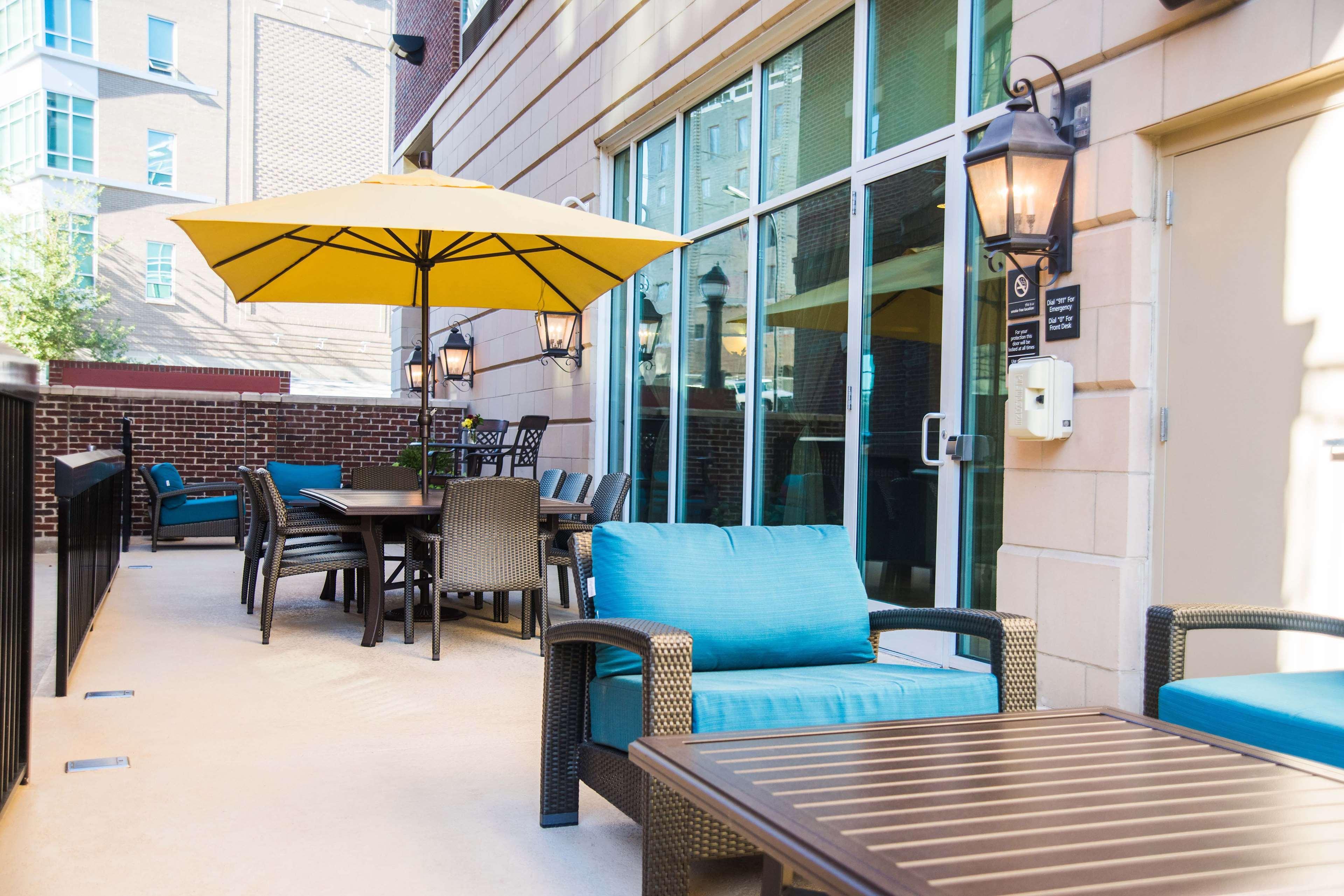 Hampton Inn & Suites Greenville-Downtown-Riverplace Екстер'єр фото
