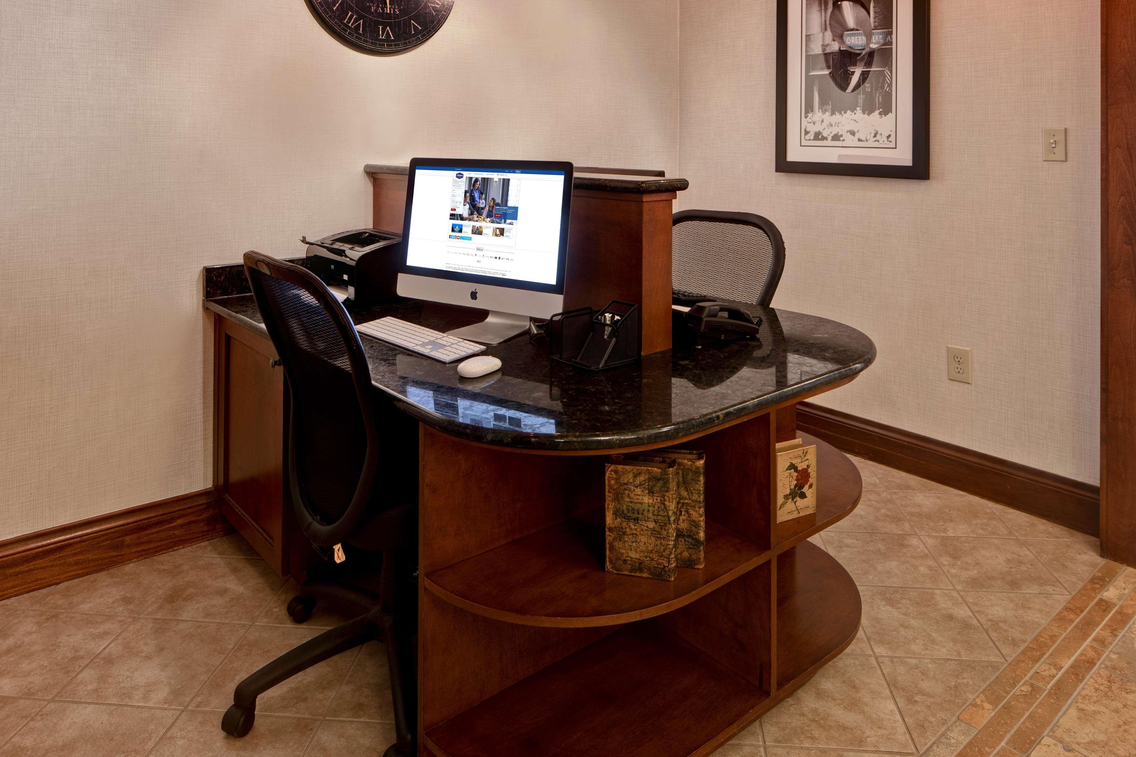 Hampton Inn & Suites Greenville-Downtown-Riverplace Екстер'єр фото