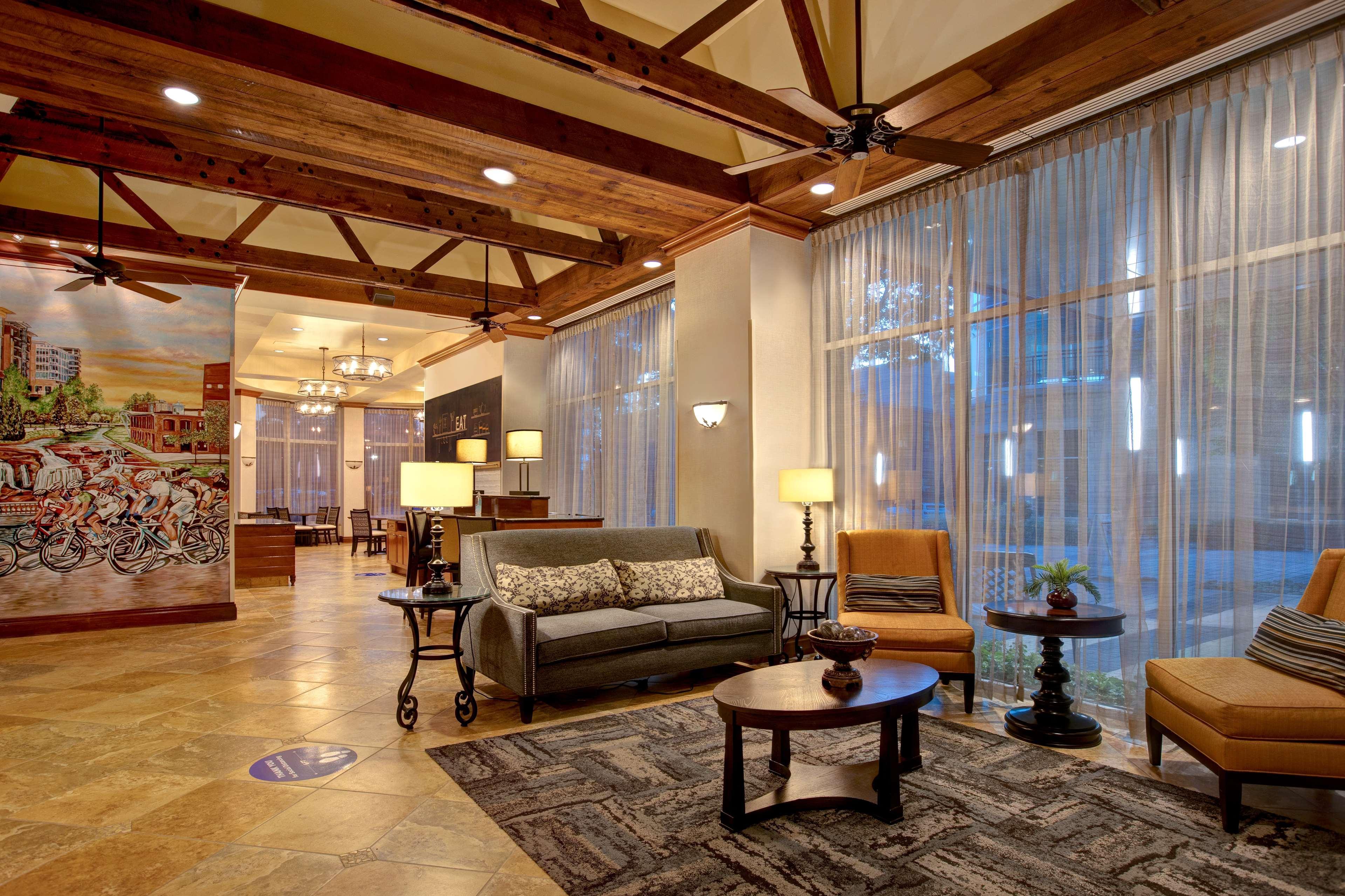 Hampton Inn & Suites Greenville-Downtown-Riverplace Екстер'єр фото