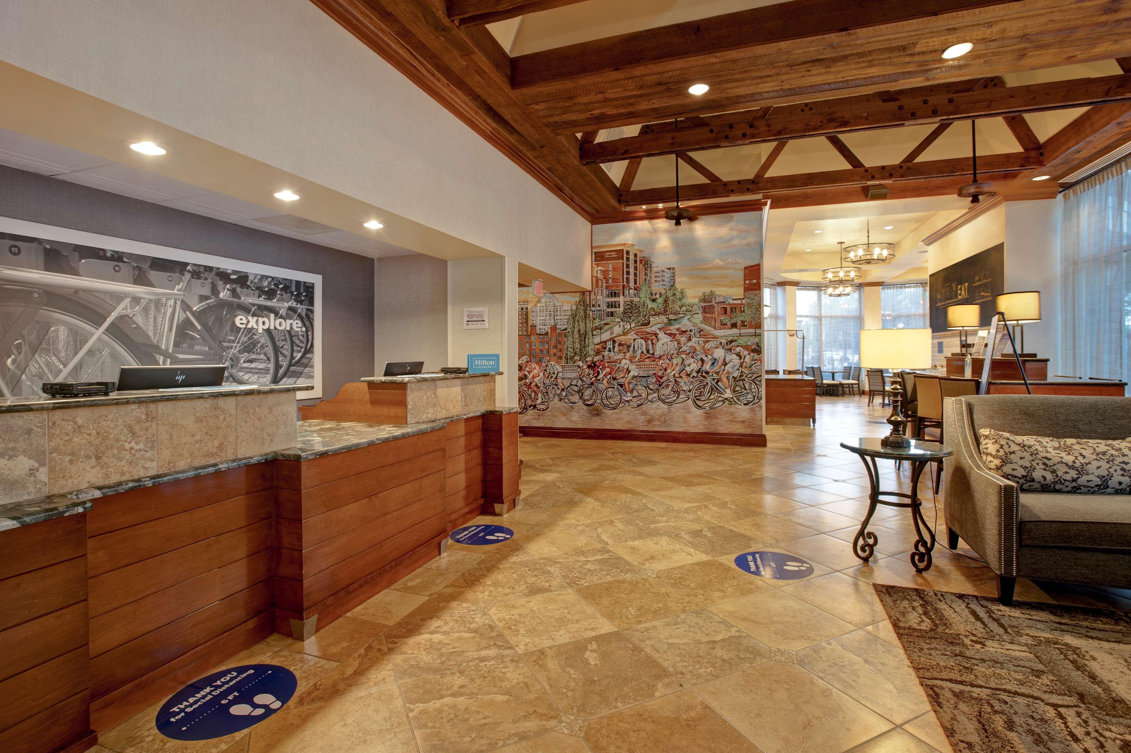 Hampton Inn & Suites Greenville-Downtown-Riverplace Екстер'єр фото