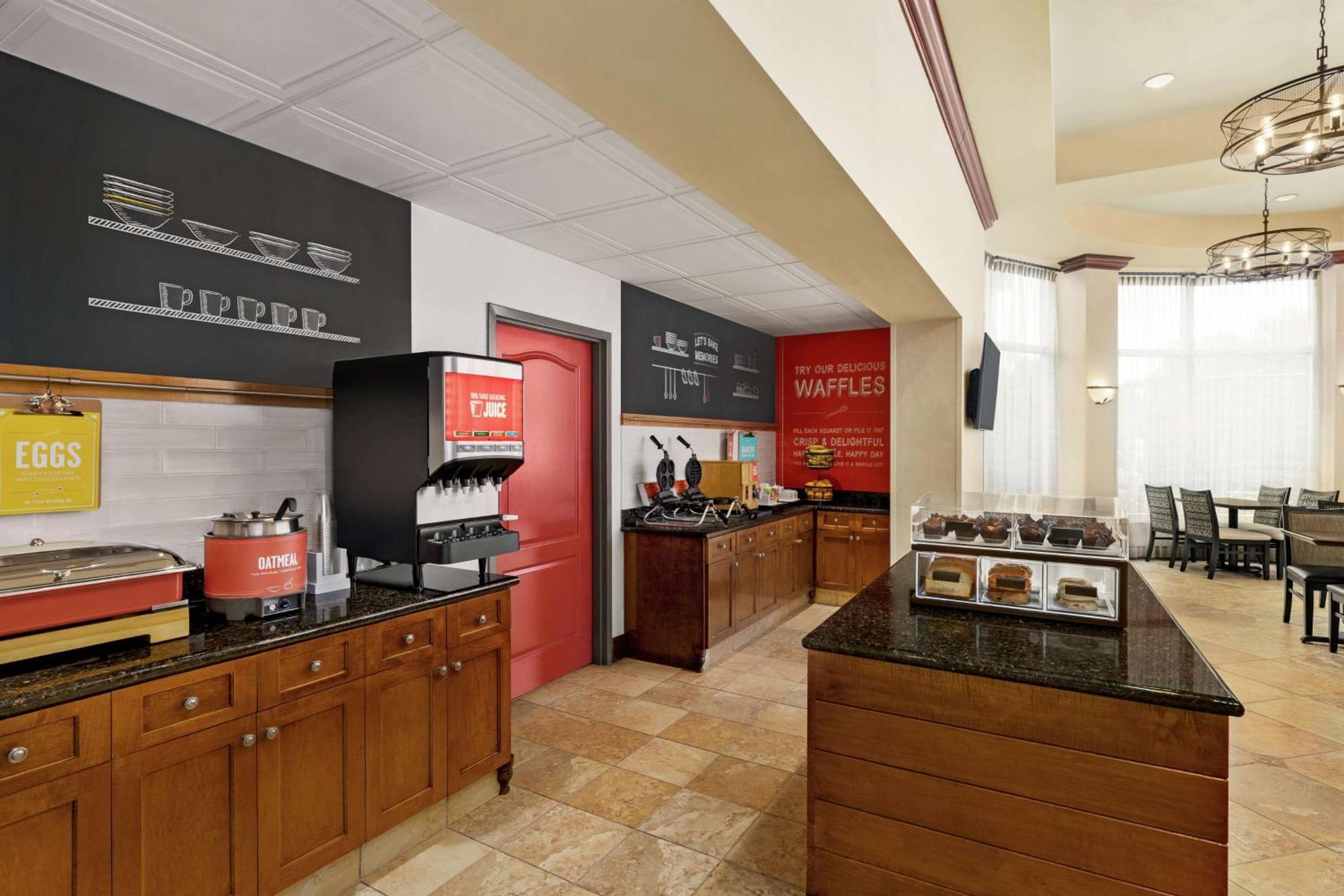 Hampton Inn & Suites Greenville-Downtown-Riverplace Екстер'єр фото